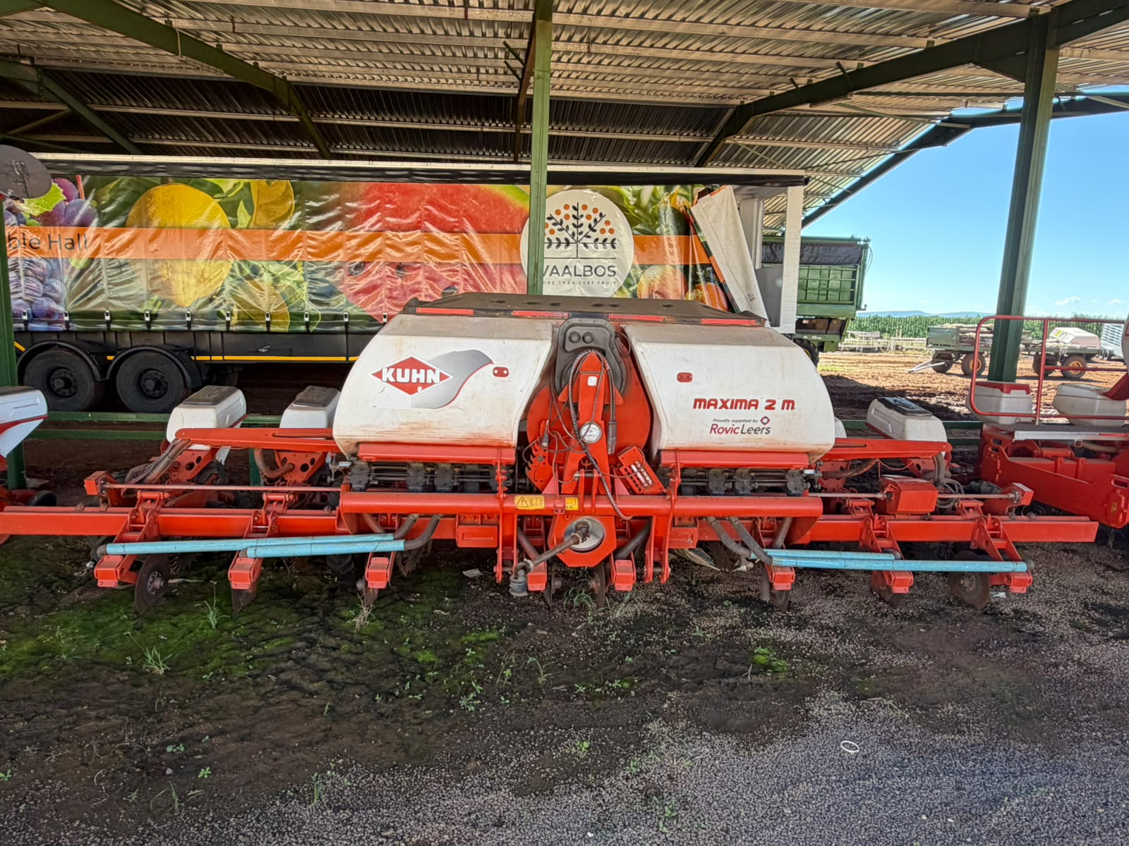 Khuhn Maxima 2m 6ry Vacuum 76,91cm Planter