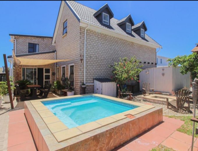 House for sale st helenabay